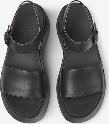 CAMPER - Sandálias com tiras 'Tasha' em preto