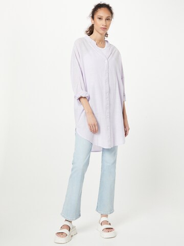 JDY Blouse 'OMA' in Lila