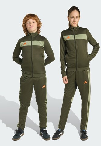 ADIDAS PERFORMANCE - Chándal 'Tiro 25 Essentials' en verde: frente