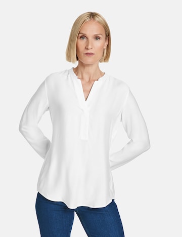 GERRY WEBER Blouse in Wit: voorkant