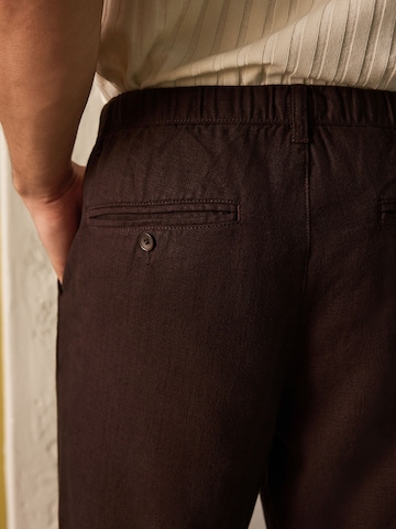 Regular Pantalon Next en marron