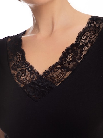 Evoni Shirt Bodysuit 'mit Spitzenärmeln' in Black