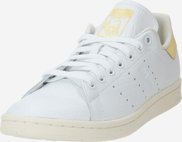 Sneaker bassa 'STAN SMITH' di ADIDAS ORIGINALS in bianco: frontale