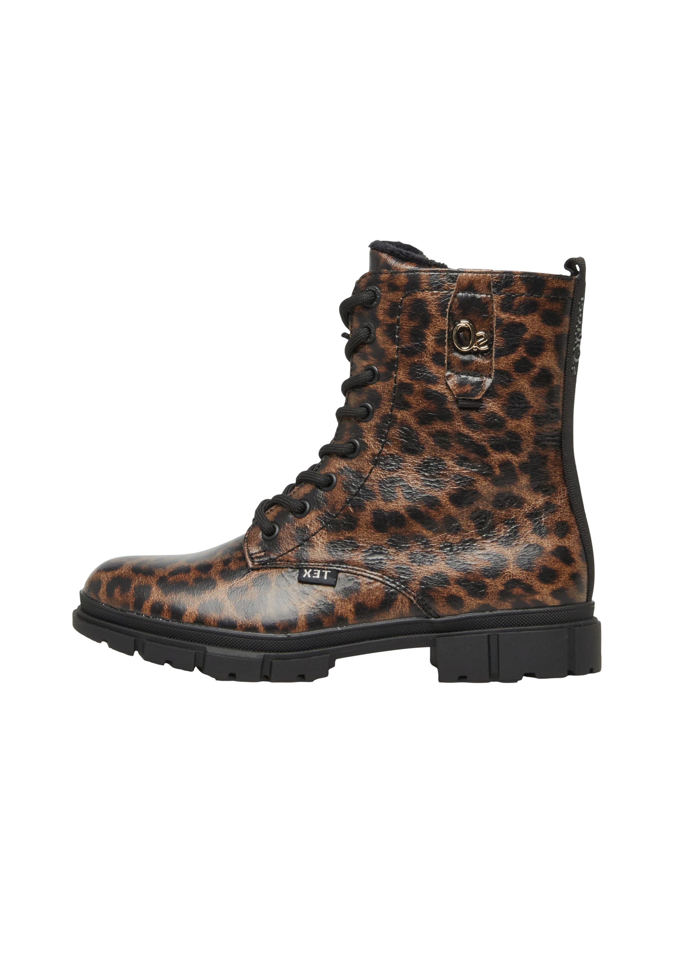 s.Oliver Boot in Brown: front