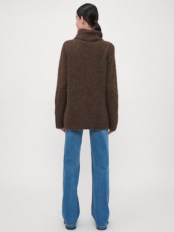Vero Moda Tall Sweater 'VMINGRID' in Brown