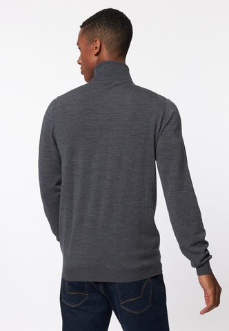 ROY ROBSON Sweater in Grey