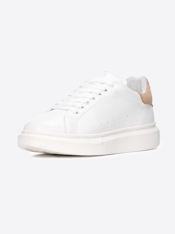 Chaussure de sport MARTIN VALEN en blanc