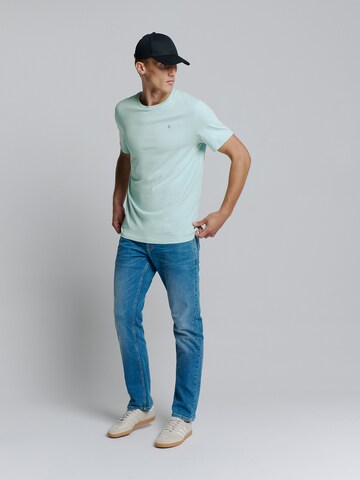 No Excess T-Shirt in Blau