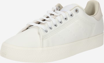 ADIDAS ORIGINALS - Sapatilhas baixas 'Stan Smith CS' em branco: frente