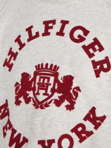 TOMMY HILFIGER Bluzka sportowa w kolorze szary