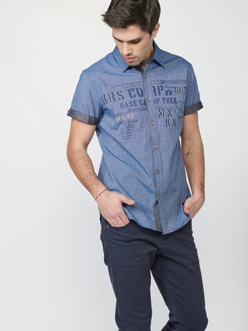 Coupe regular Chemise KOROSHI en bleu