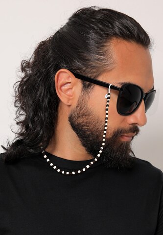 KUZZOI Necklace in Black: front