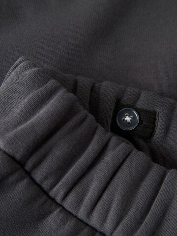 Effilé Pantalon NAME IT en gris