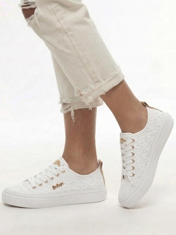 Lee Cooper Sneakersy niskie 'LCW-26-02-4060L' w kolorze biały