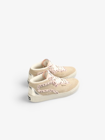 Sneaker di Scalpers in beige