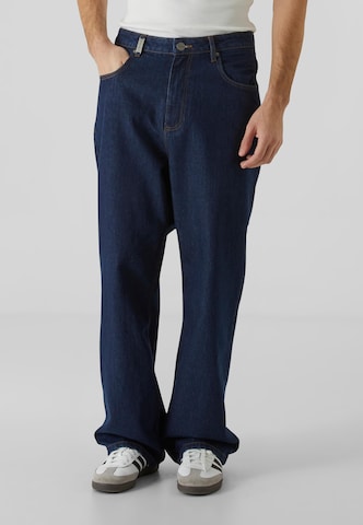 2Y Studios Loosefit Jeans 'Adrik' in Blauw: voorkant