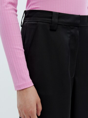 EDITED Normalny krój Spodnie 'Neveah' w kolorze czarny
