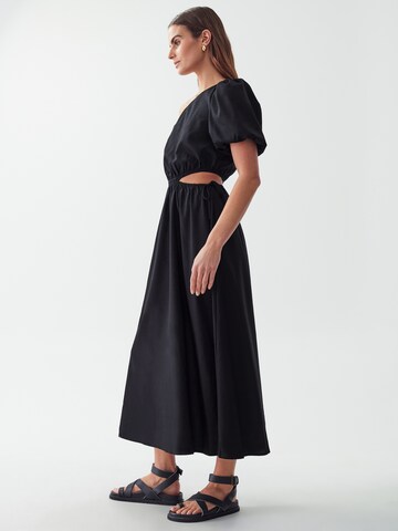 Calli - Vestido 'HEDRA' em preto