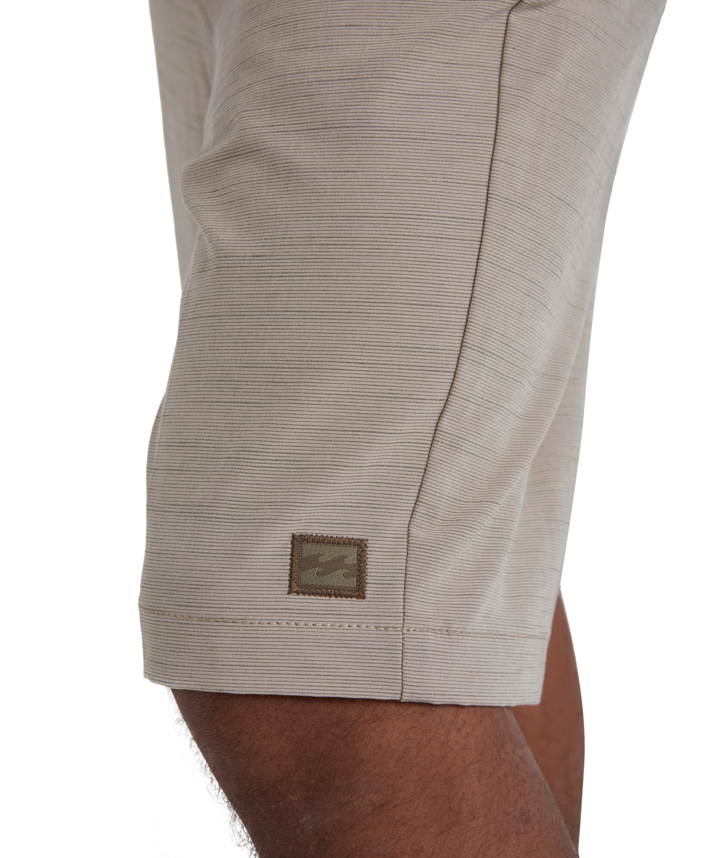 BILLABONG Regular Shorts in Grün