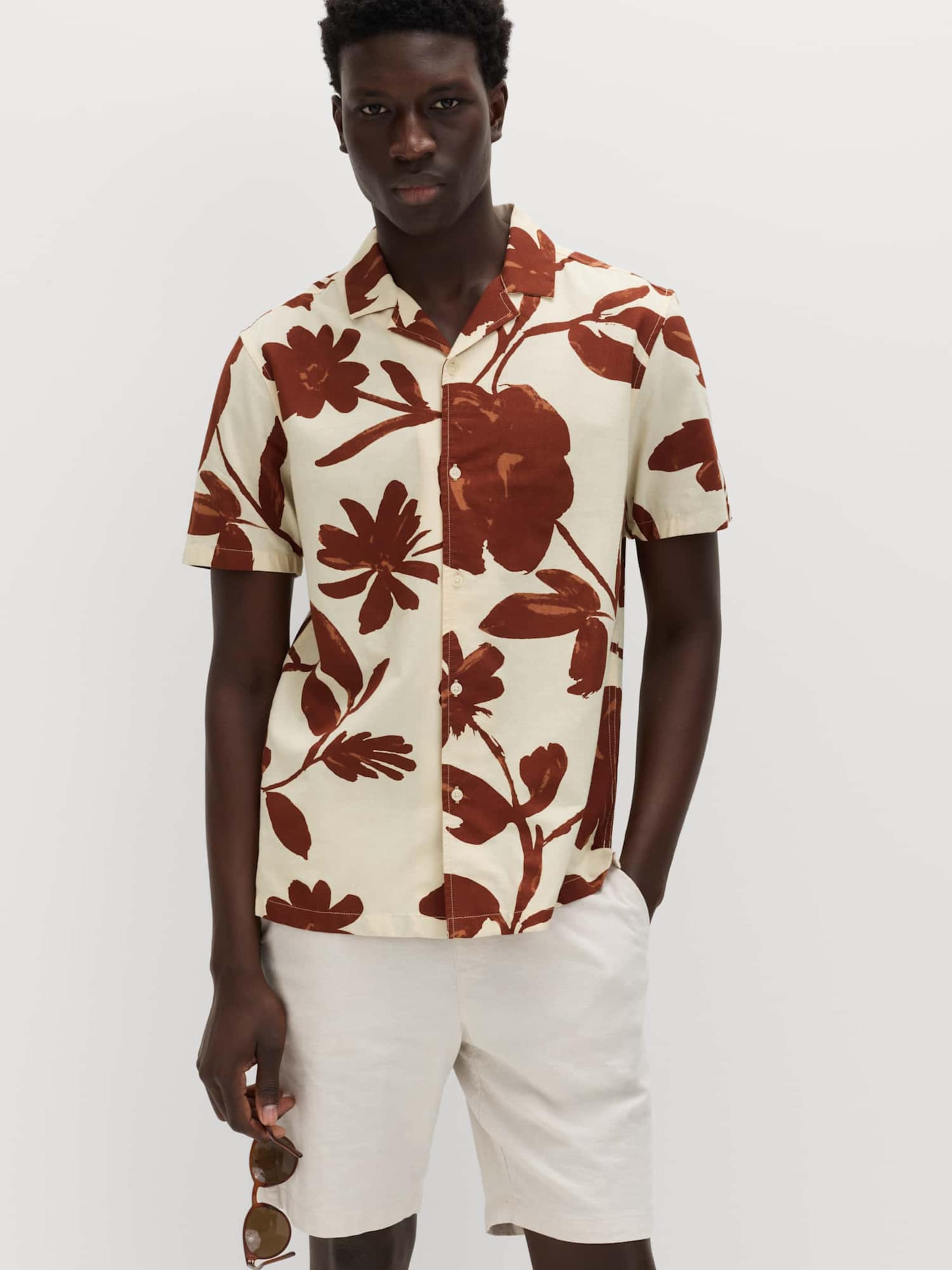 Coupe regular Chemise Marks & Spencer en beige : devant