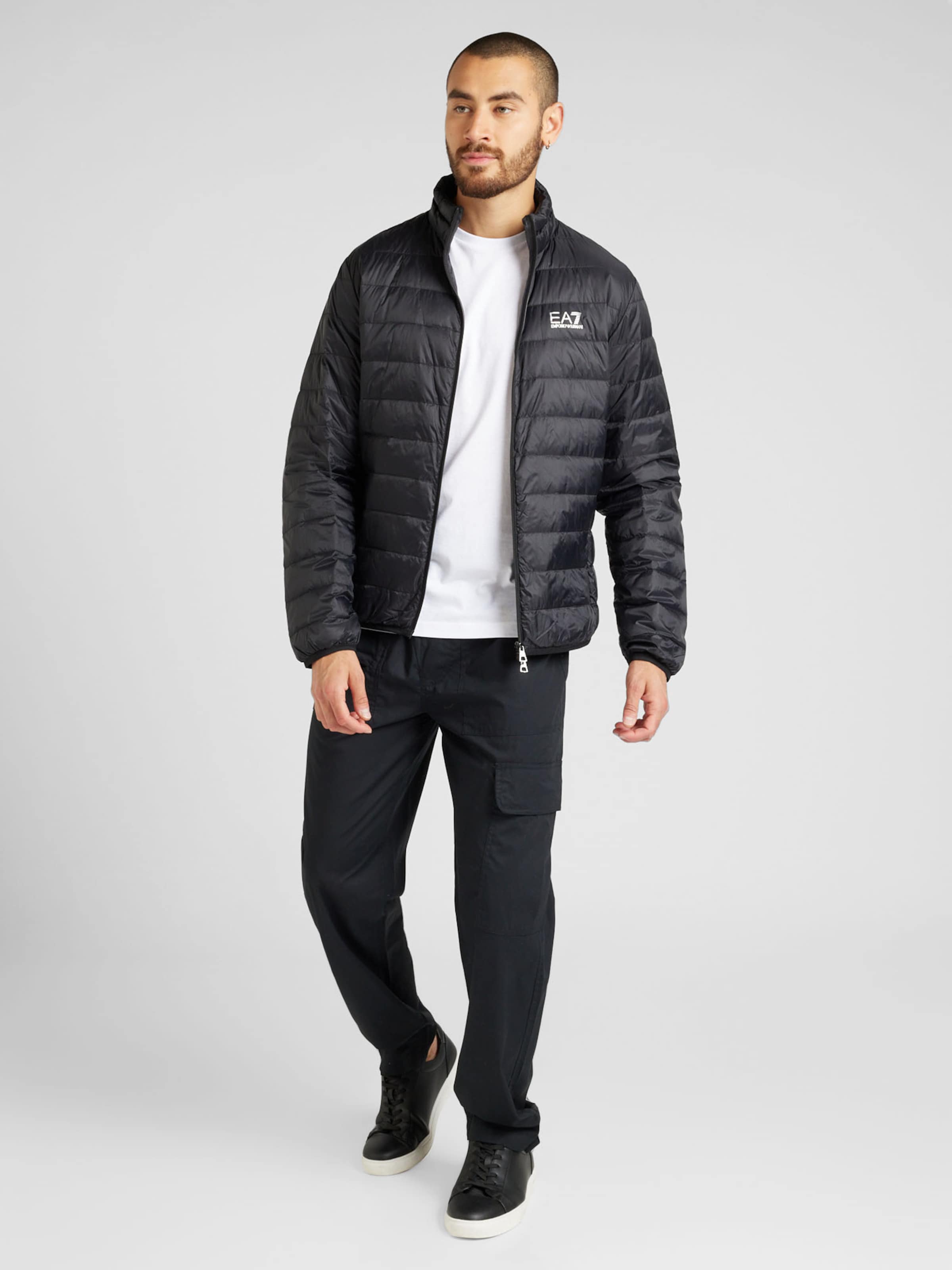 EA7 Emporio Armani Geacă de iarnă pe Negru | ABOUT YOU