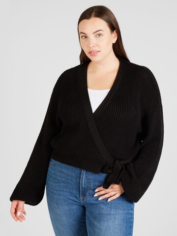 Cardigan ABOUT YOU Curvy en noir : devant