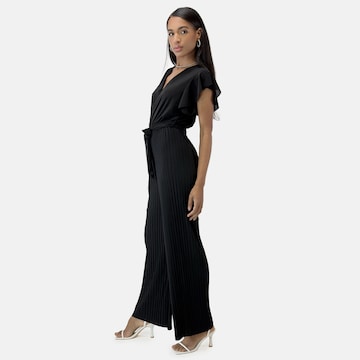 Tuta jumpsuit di Elara in nero