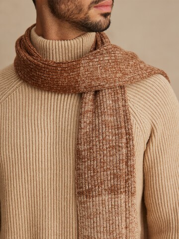 DAN FOX APPAREL Scarf 'Damien' in Brown