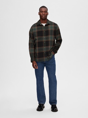 SELECTED HOMME Regular fit Button Up Shirt 'SLHREGOWEN' in Green