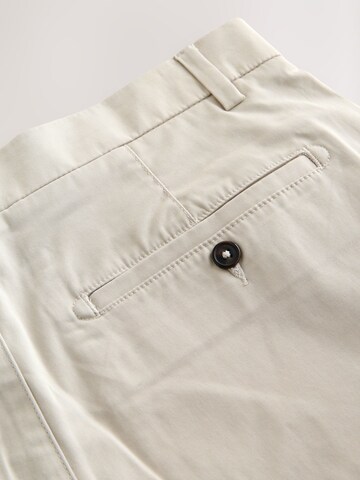 Loosefit Pantalon chino Next en blanc