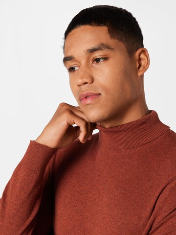 BURTON MENSWEAR LONDON Sweater in Red