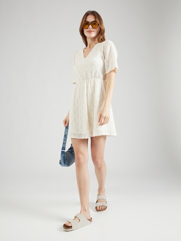 VILA - Vestido 'MELANIE' en beige