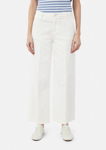 Regular Pantaloni de la COMMA pe alb