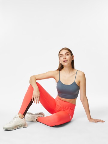 THE NORTH FACE Skinny Workout Pants 'MOVMYNT' in Neon Red