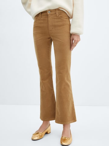 MANGO Bootcut Jeans 'SIENNAP' i brun: framsida