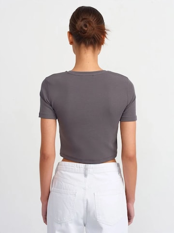 T-shirt Dilvin en gris