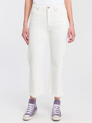 Cross Jeans Regular Jeans ' P 516 ' in White: front