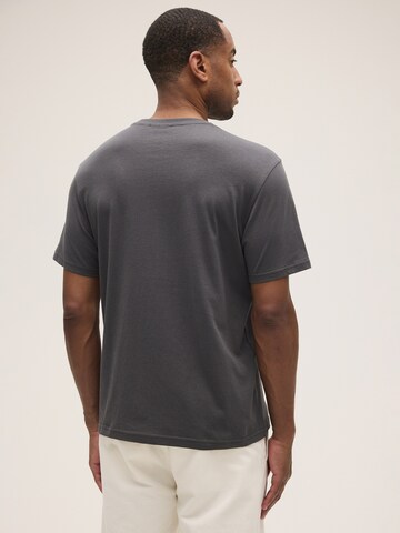 FILA - Camiseta 'LAAS regular tee' en gris