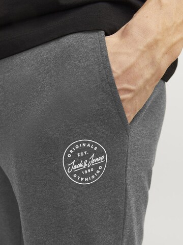 JACK & JONES Tapered Broek 'JPSTGordon JJShark' in Grijs