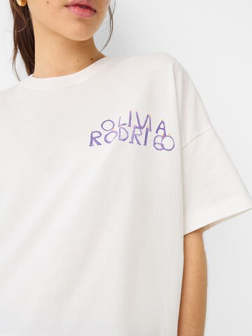 T-shirt Bershka en blanc