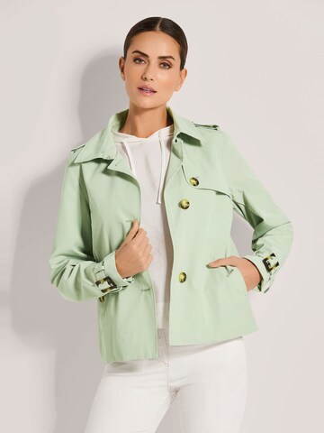 MADELEINE Between-season jacket in Green