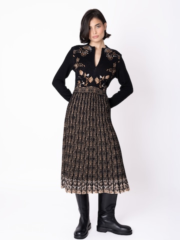 IVKO Woman Kleid in Schwarz: Vorderseite