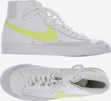 NIKE Sneakers & Trainers in 42,5 in White: front