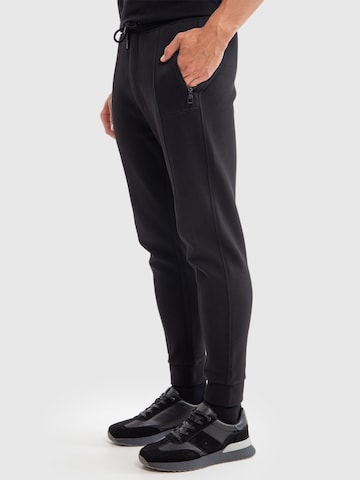 BIG STAR Tapered Broek ' WLADORP ' in Zwart