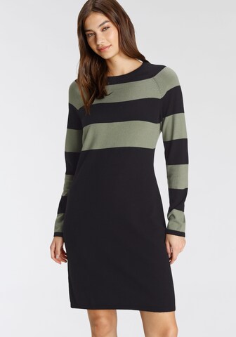 TAMARIS Knitted dress in Green: front