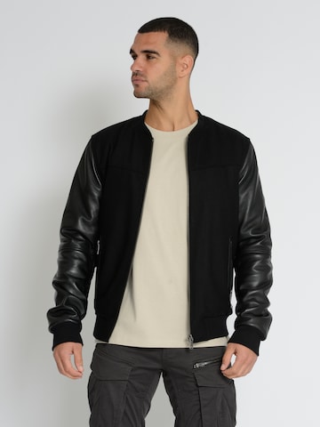 MUSTANG Between-Season Jacket ' 31022262 ' in Black: front