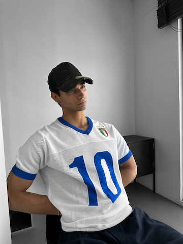 Kleidermafia T-shirt i vit