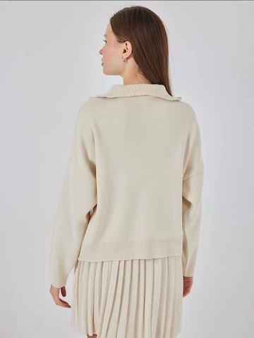 Tailleur di Bigdart in beige