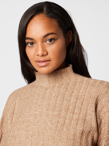 Guido Maria Kretschmer Curvy Pullover 'Kiara' in Beige