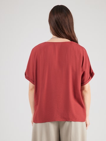 ONLY Carmakoma - Blusa 'CARBELLY MIKASI' en rojo
